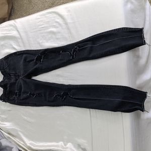 Black ripped skinny jeans